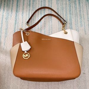 Michael Kors Tote